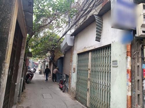Nhà mới đẹp, hẻm xe hơi, gần mặt tiền, sở hữu ngay hôm nay!